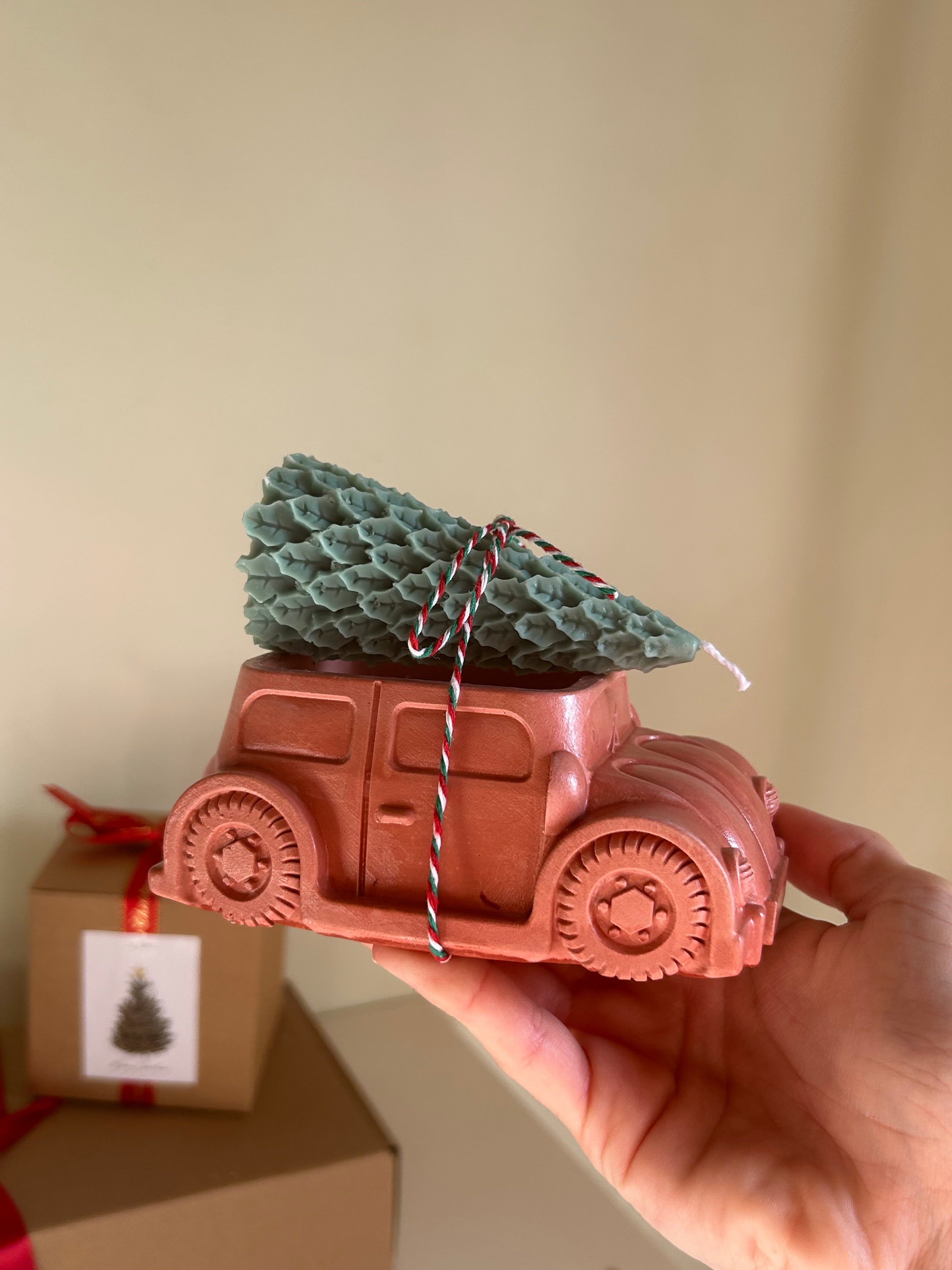 Tree and car candles