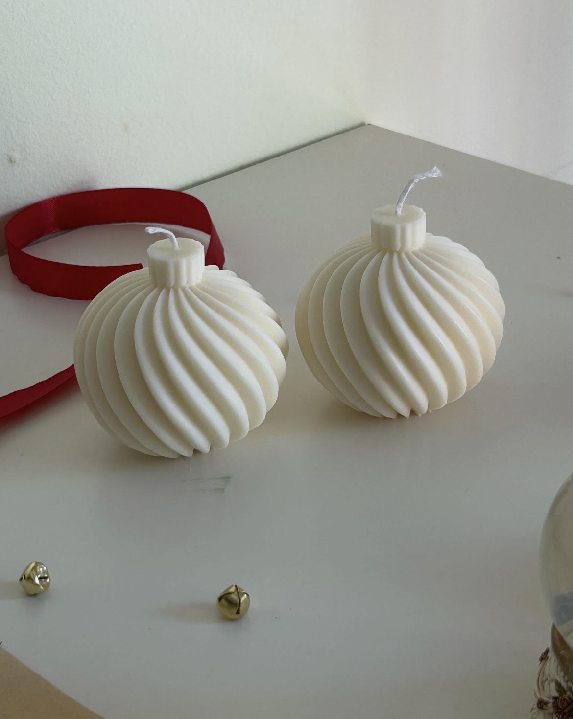 Christmas tree ornament candle